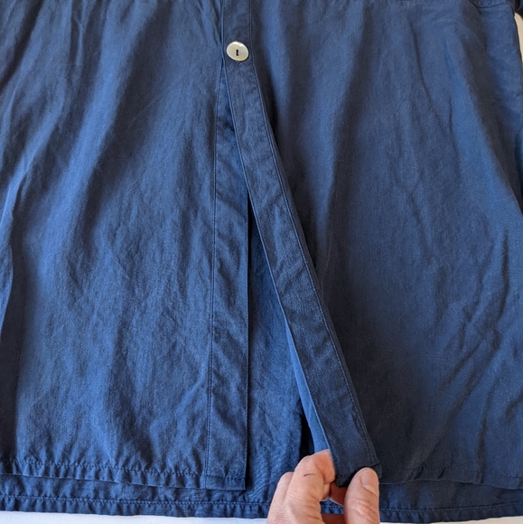 100% silk Long Sleeve Button Down Shirt Navy Blue Medium Clio - Picture 8 of 10